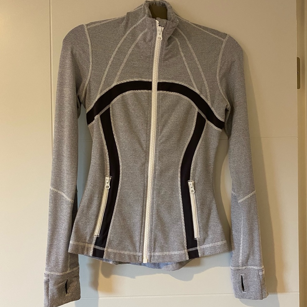 Lululemon Define Jacket | Gray & White | Size 4